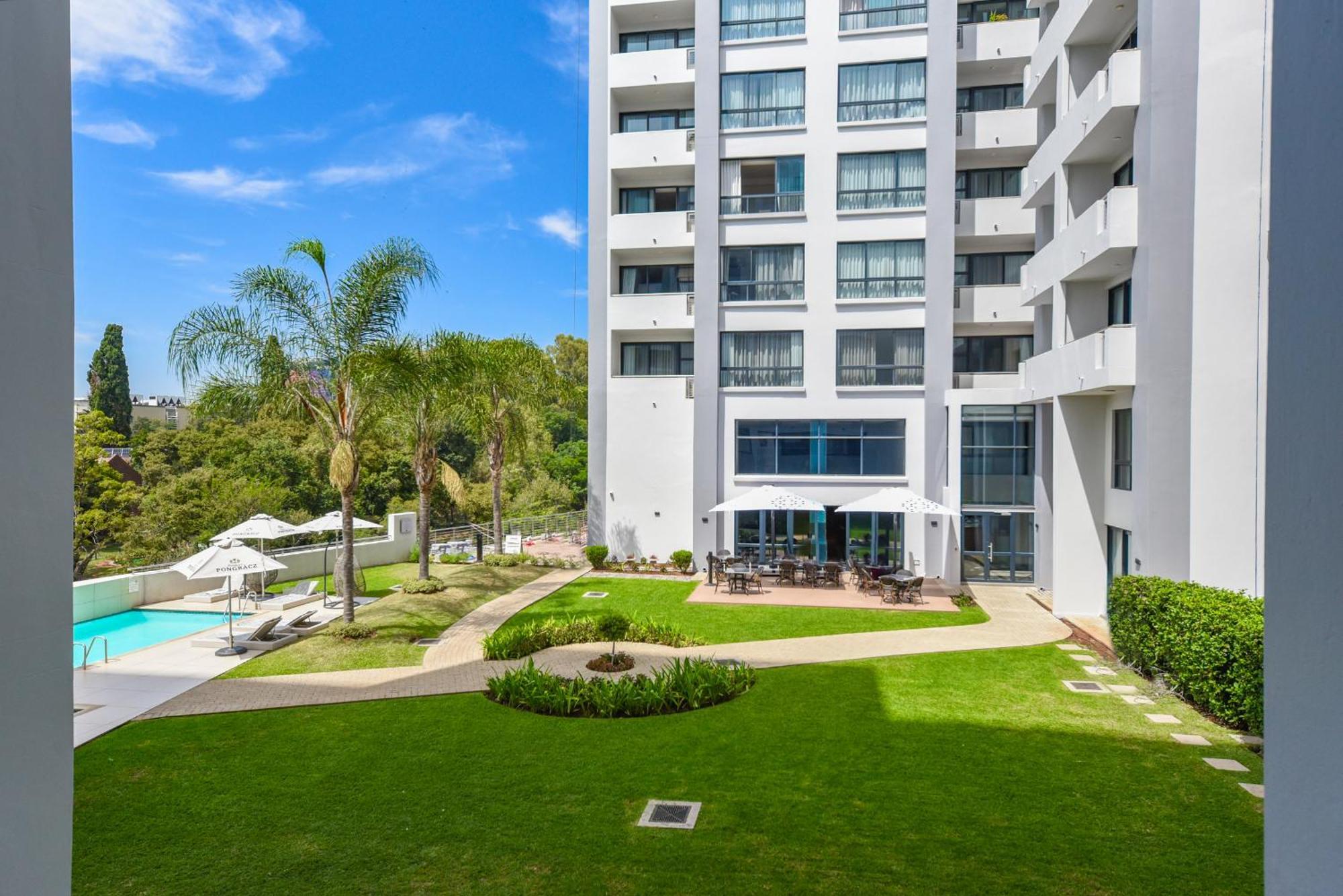 The Regency Apartments Pretoria-Noord Dış mekan fotoğraf