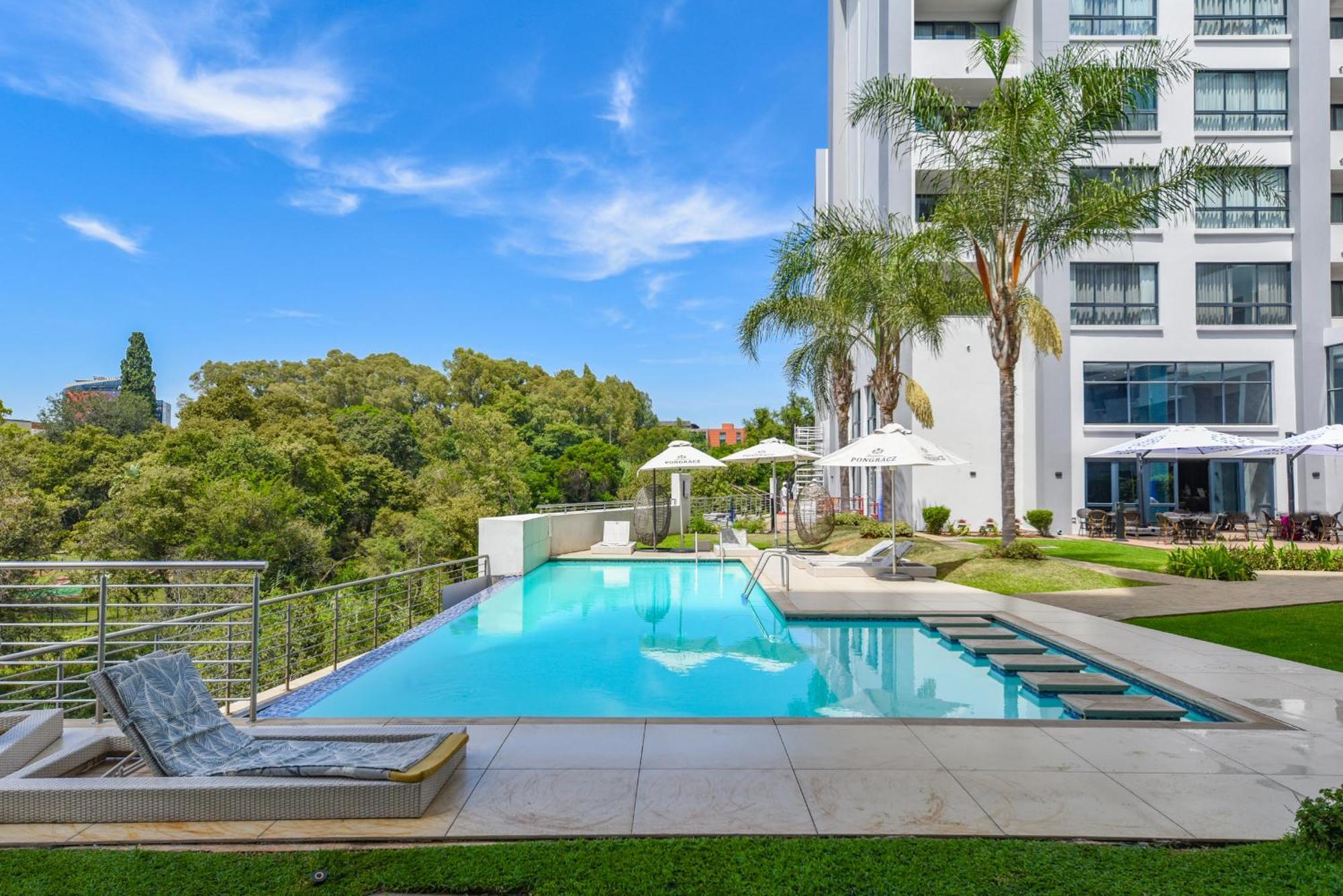 The Regency Apartments Pretoria-Noord Dış mekan fotoğraf